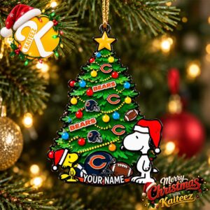 Snoopy Peanuts x Chicago Bears Custom Christmas Ornament Xmas Tree Decorations
